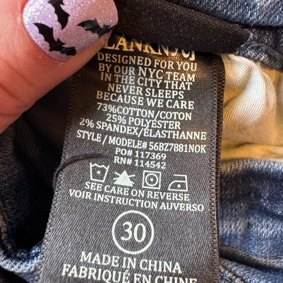 Blank NYC The Astor Cut-Off Shorts Distressed Size 30 - Picture 6 of 12